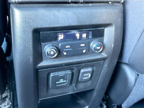 Used 2023 Chevrolet Traverse Premier w/ LPO, Floor Liner Package image 27