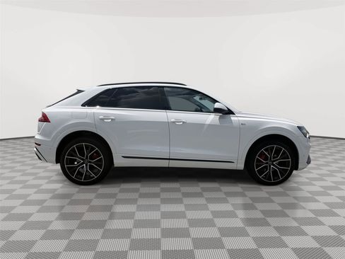 Used 2023 Audi Q8 Premium Plus w/ Premium Plus Package AWD/4WD image 6