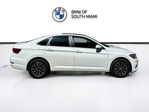 Used 2019 Volkswagen Jetta SE image 8