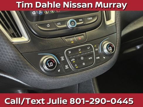 Used 2024 Chevrolet Malibu LT FWD image 29