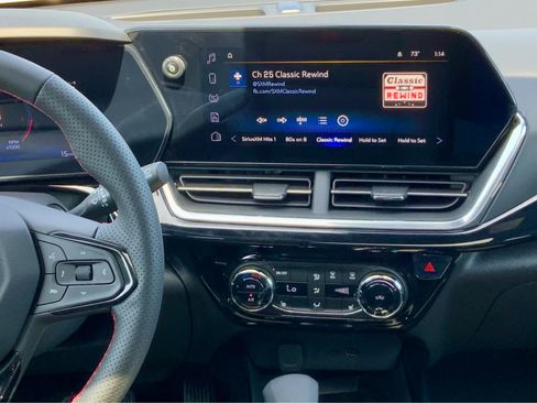 New 2026 Chevrolet Trax RS w/ Sunroof Package FWD image 38