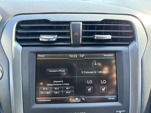 Used 2014 Ford Fusion Titanium image 24