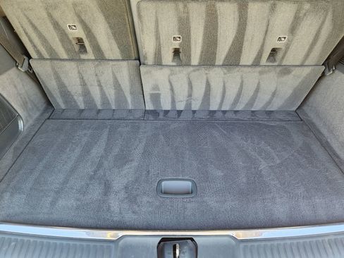 Used 2024 Jeep Grand Wagoneer Series III w/ Flexible Seating Group AWD/4WD image 36