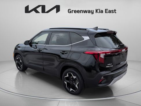 Certified 2024 Kia Seltos EX FWD image 8