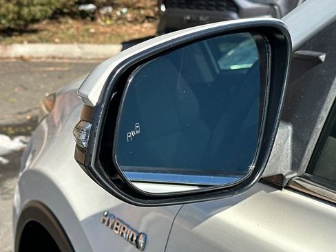 Used 2016 Toyota RAV4 Limited w/ Advanced Technology Package image 19