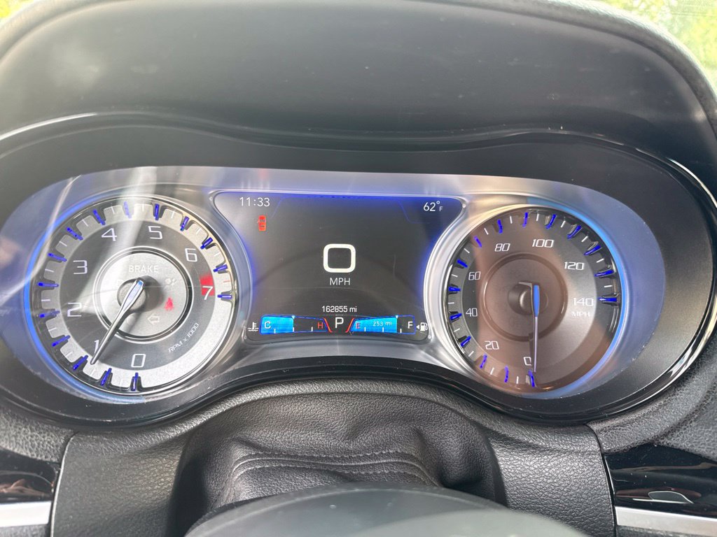 Used 2017 Chrysler 300 S AWD/4WD image 11