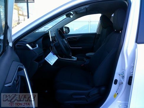 New 2025 Toyota RAV4 LE image 19