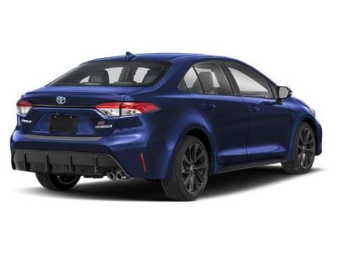 Used 2026 Toyota Corolla SE w/ SE Premium Package FWD image 2