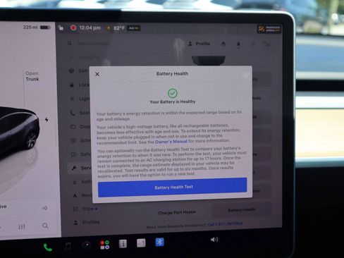 Used 2022 Tesla Model Y Long Range AWD/4WD image 28