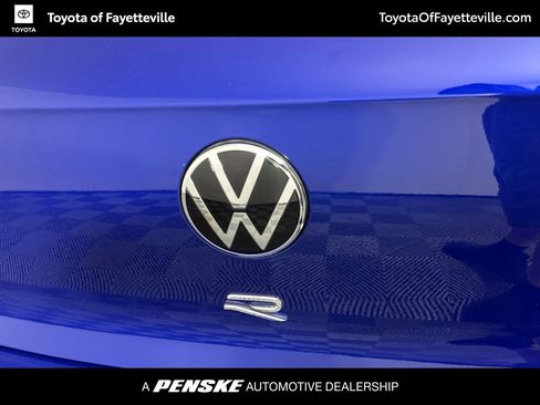 Used 2024 Volkswagen Golf R AWD/4WD image 16