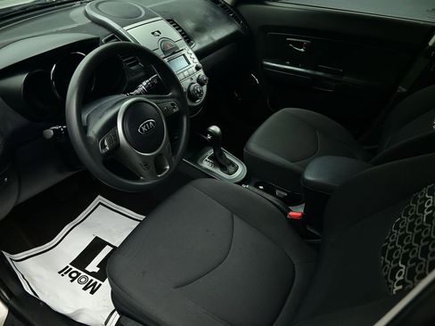 Used 2011 Kia Soul + image 47