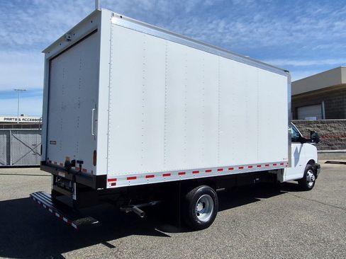 New 2026 Chevrolet Express 3500 w/ Power Convenience Package RWD image 27