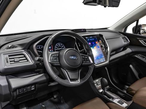 Used 2024 Subaru Ascent Touring w/ Popular Package #2 AWD/4WD image 3
