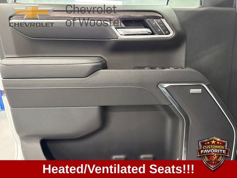 New 2026 Chevrolet Silverado 1500 LTZ w/ LTZ Premium Package AWD/4WD image 30