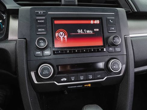 Used 2020 Honda Civic LX image 9