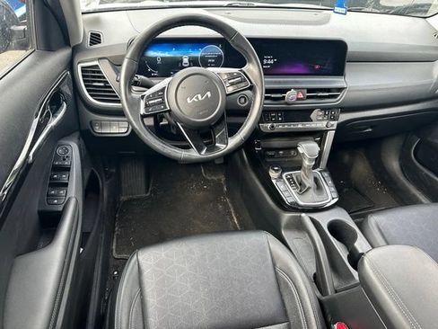 Used 2024 Kia Seltos EX AWD/4WD image 10
