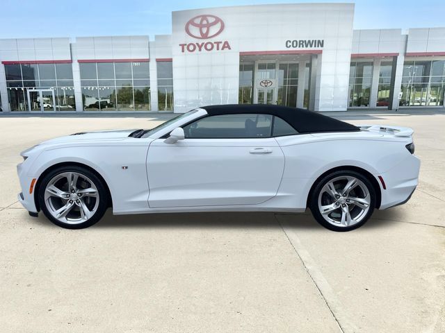 Used 2022 Chevrolet Camaro SS RWD image 2