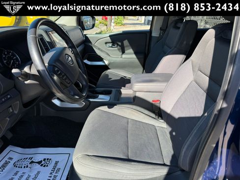 Used 2023 Nissan Frontier SV w/ SV Convenience Package image 18