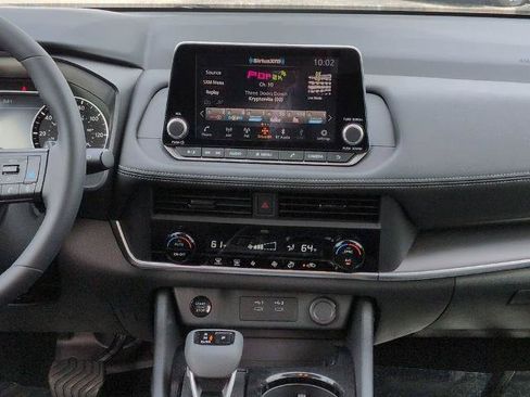 Certified 2026 Nissan Rogue SV FWD image 18