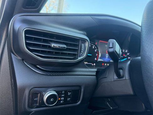 Used 2023 Ford Explorer ST-Line w/ Class IV Trailer Tow Package image 24