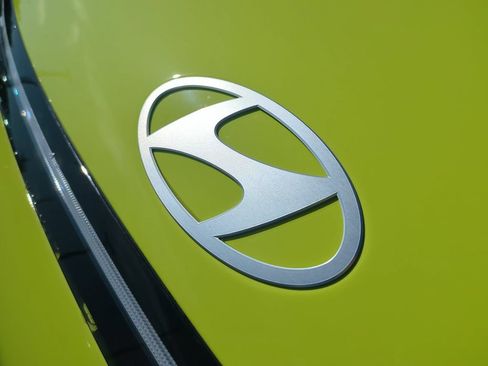 New 2026 Hyundai Kona SEL Sport FWD image 13