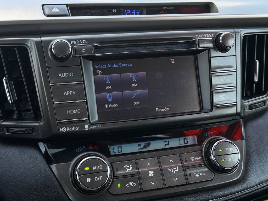 Used 2015 Toyota RAV4 XLE FWD image 26