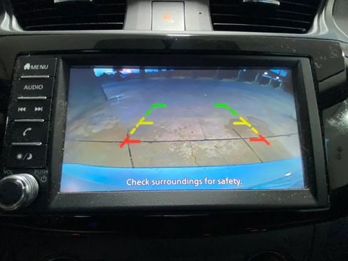 Used 2019 Nissan Sentra S FWD image 5