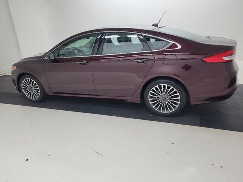 Used 2018 Ford Fusion SE w/ Fusion SE Technology Package FWD image 3