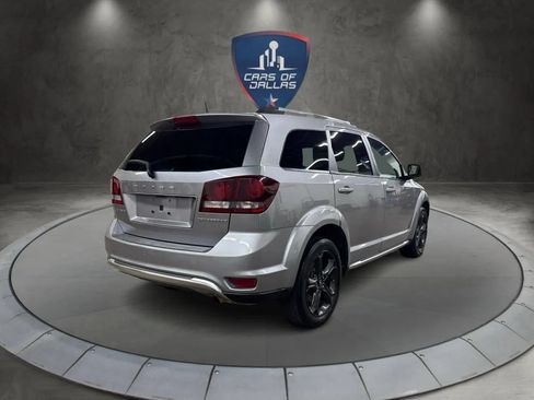 Used 2018 Dodge Journey Crossroad w/ Popular Equipment Group FWD image 5