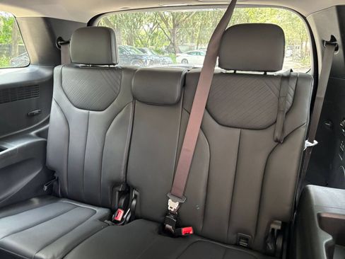 Used 2025 Hyundai Palisade SEL FWD image 32