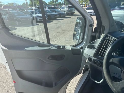 Used 2017 Ford Transit 250 148 Medium Roof RWD image 20