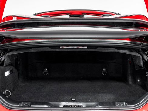 Used 2020 Ferrari Portofino RWD image 59