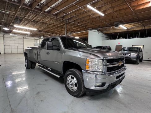Used 2013 Chevrolet Silverado 3500 LTZ w/ LTZ Plus Package image 3