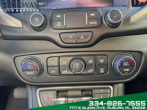 Used 2023 GMC Terrain AT4 image 23