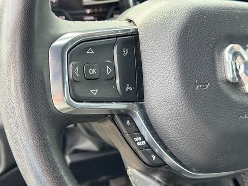 Used 2025 RAM 1500 Laramie AWD/4WD image 31