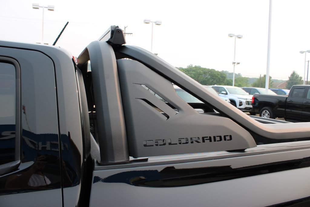 New 2026 Chevrolet Colorado Trail Boss w/ Midnight Edition AWD/4WD image 31