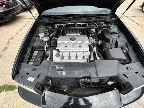Used 1998 Cadillac De Ville FWD image 31