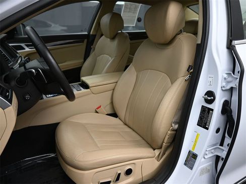 Used 2018 Genesis G80 3.8 image 15