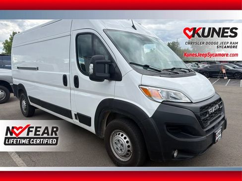 Used 2024 RAM ProMaster 2500 w/ Convenience Group FWD image 1