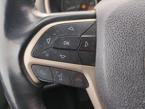 Used 2014 Jeep Cherokee Latitude image 16