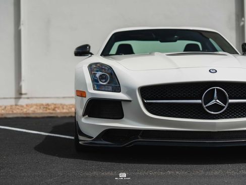 Used 2014 Mercedes-Benz SLS AMG Black Series image 13