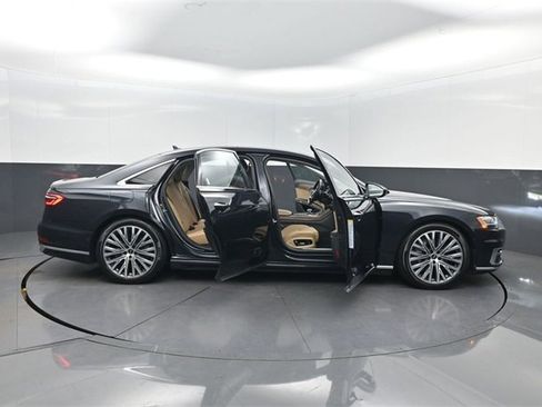 Used 2021 Audi A8 L 3.0T w/ Executive Plus Package image 40