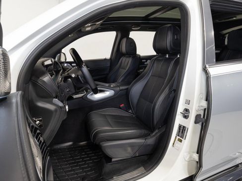 Used 2023 Mercedes-Benz Maybach GLS 600 4MATIC image 42