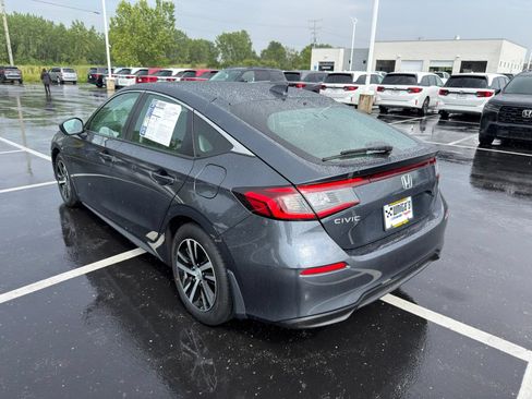Used 2024 Honda Civic LX image 4