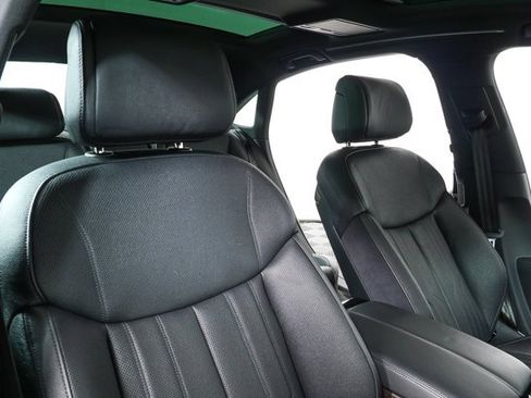 Used 2022 Audi A8 L 3.0T image 25