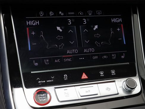 Used 2024 Audi SQ8 Prestige image 11