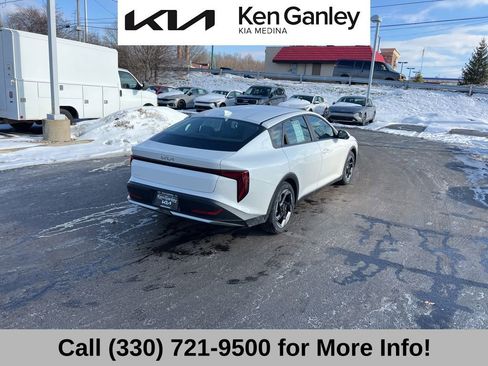 Certified 2025 Kia K4 EX image 11