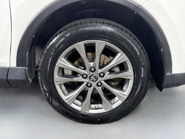 Used 2018 Toyota RAV4 Limited w/ All Weather Liner Package AWD/4WD image 31