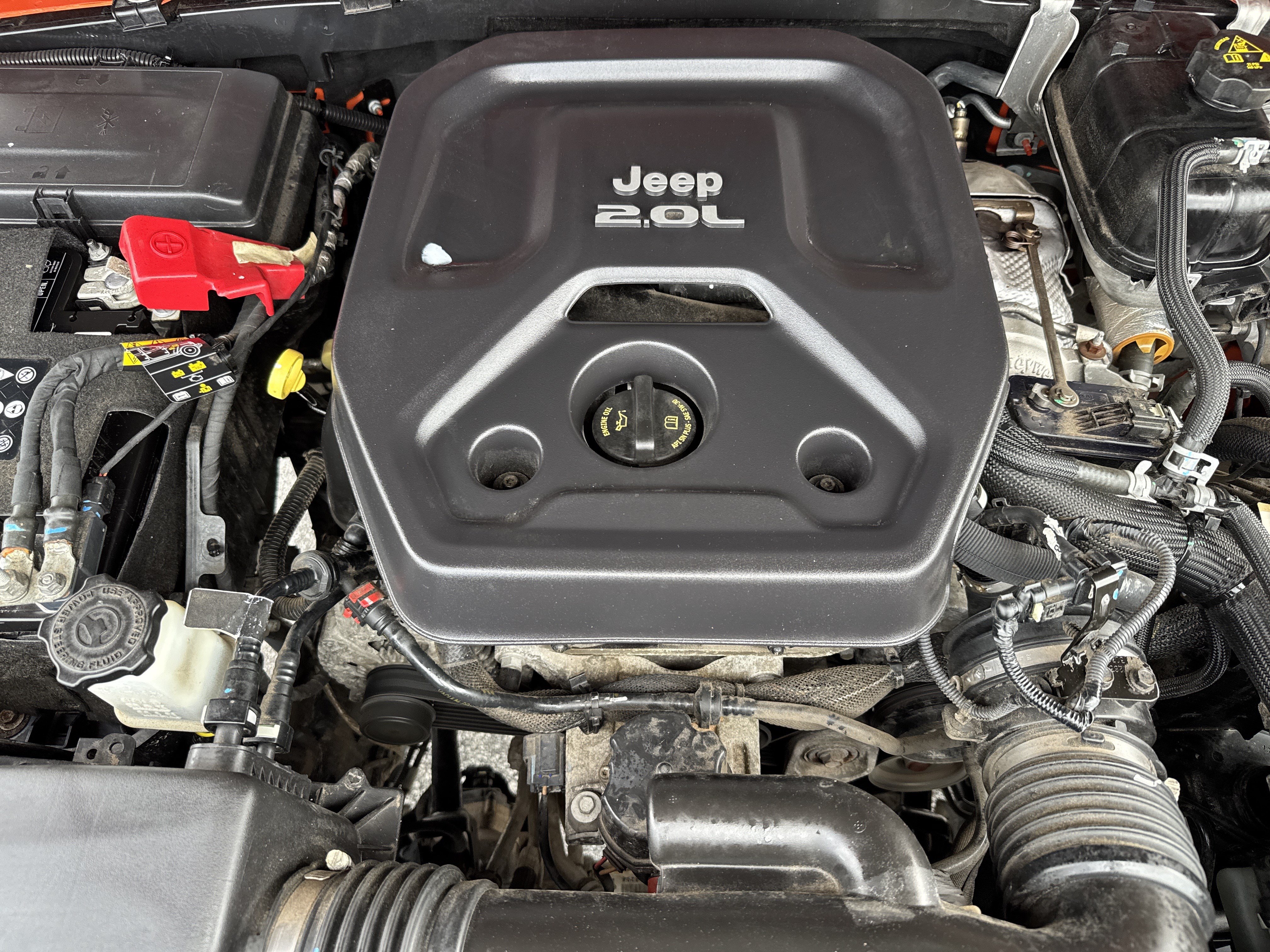 Used 2020 Jeep Wrangler Unlimited Sahara w/ Uconnect 4C Nav & Sound Group AWD/4WD image 30