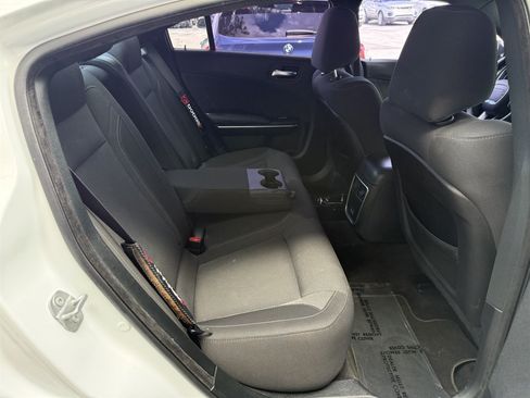 Used 2018 Dodge Charger SXT Plus RWD image 16